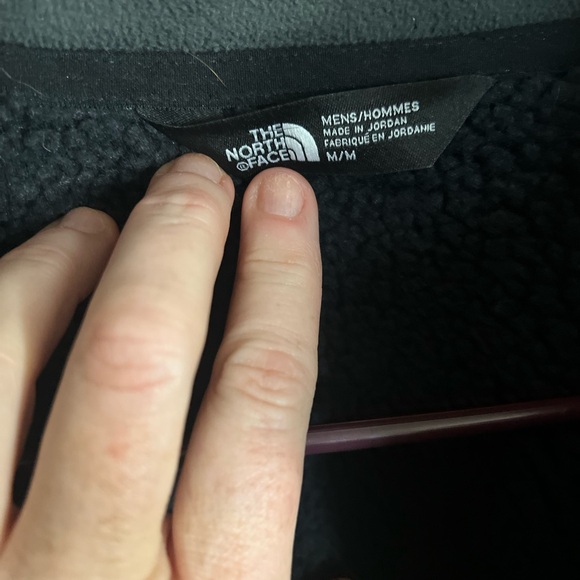 Mens Grey The Northface winter jacket - Picture 3 of 6